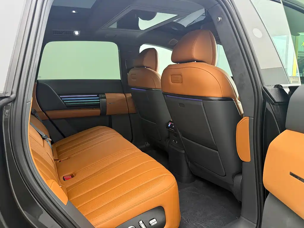 Audi E7X — миниатюра 9