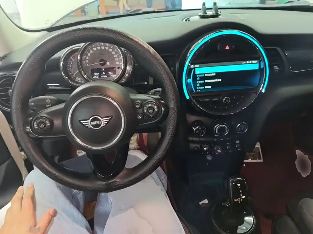 MINI Mini — миниатюра 10