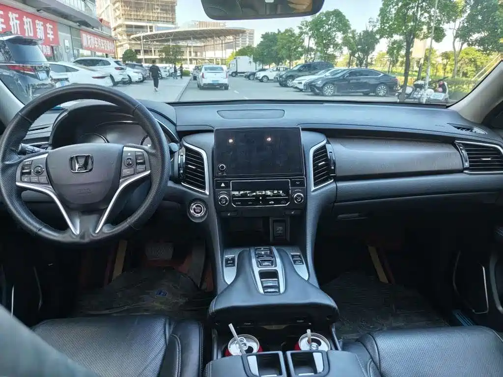 Honda Avancier — миниатюра 8