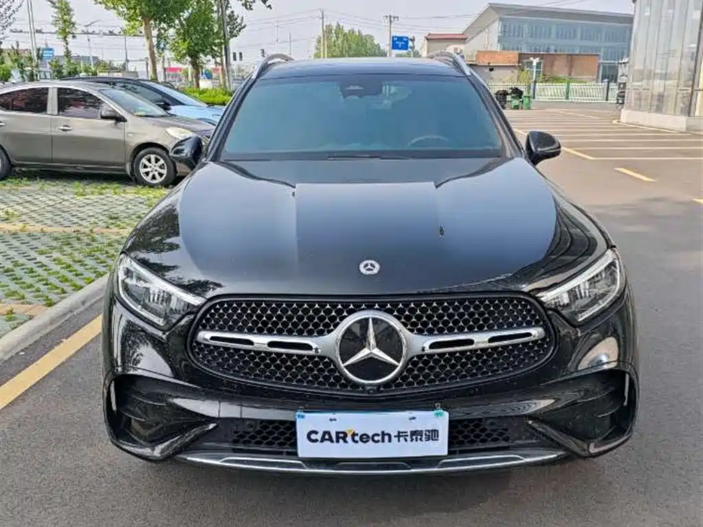 Mercedes-Benz GLC 2023