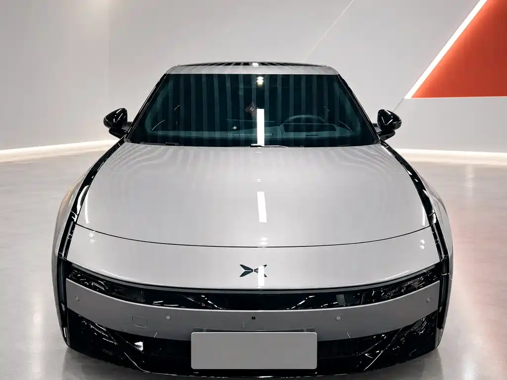XPeng P7 — миниатюра 2