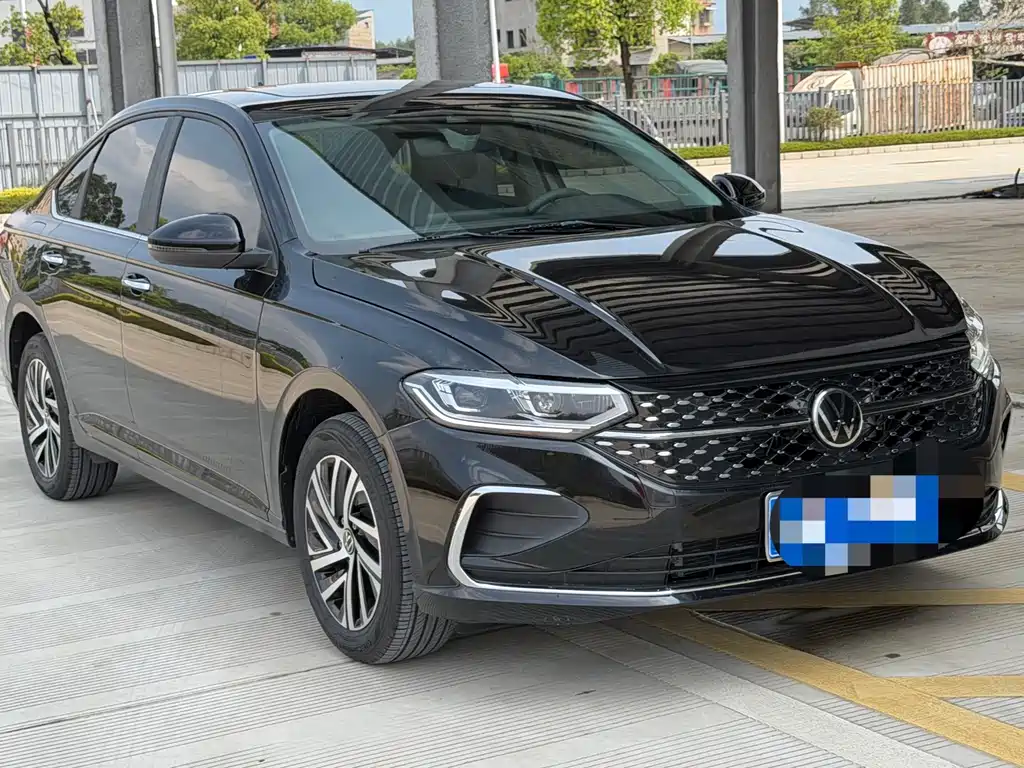 Volkswagen Lavida — миниатюра 3