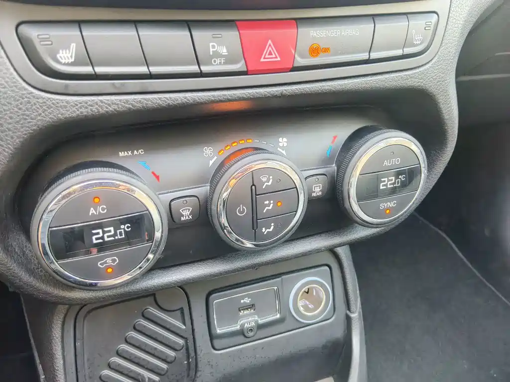 Jeep Renegade — миниатюра 16
