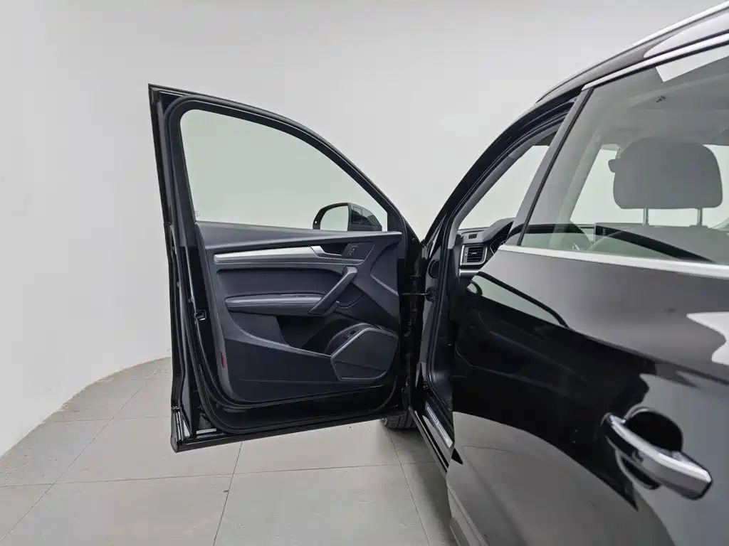 Audi Q5L — миниатюра 8