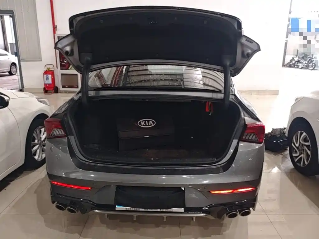 Kia K5 — миниатюра 19