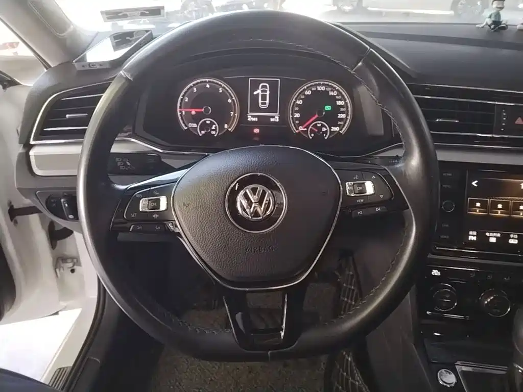 Volkswagen Lamando — миниатюра 11