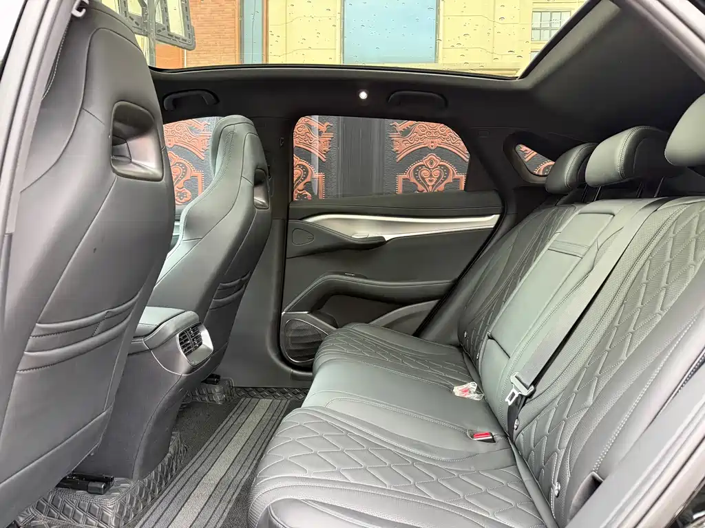 BYD Sealion 07 EV — миниатюра 6