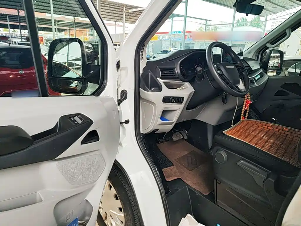 MAXUS V90 RV — миниатюра 16