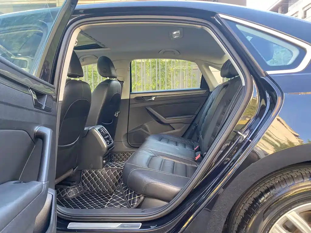Volkswagen Passat — миниатюра 5
