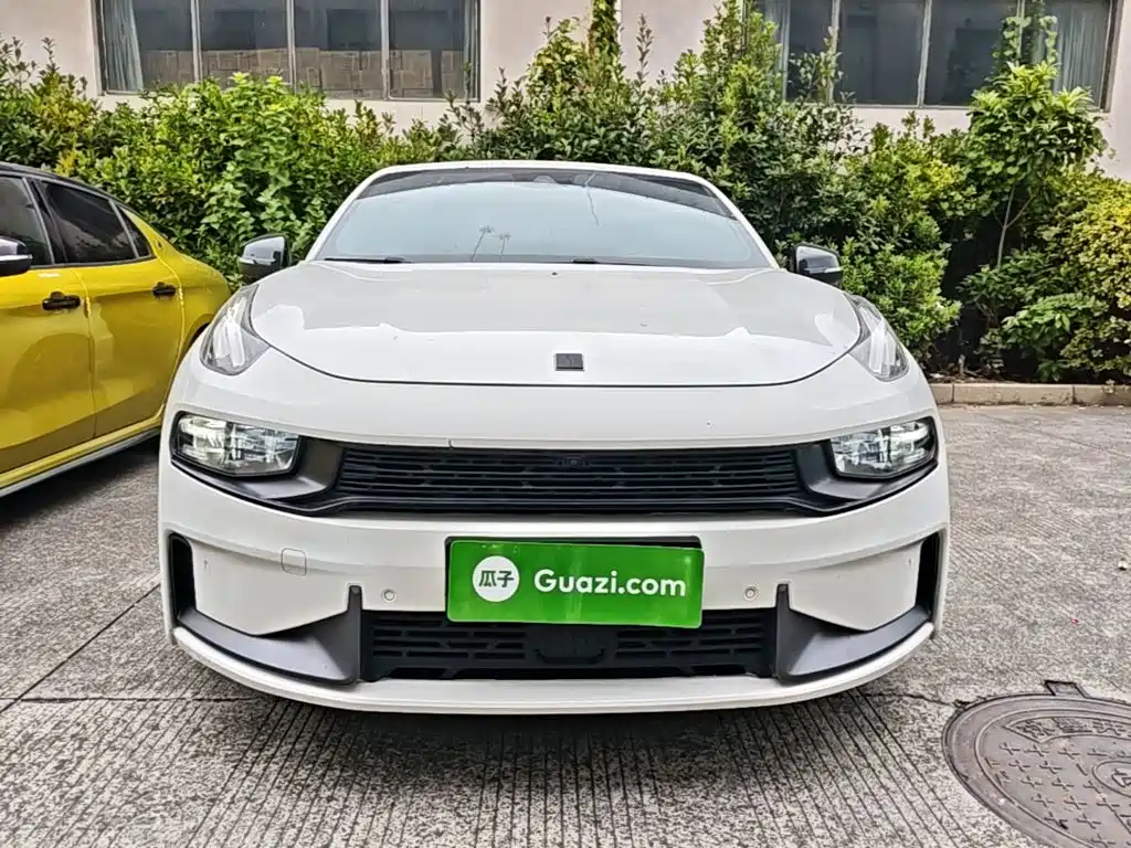 Lynk & Co 03 — миниатюра 3