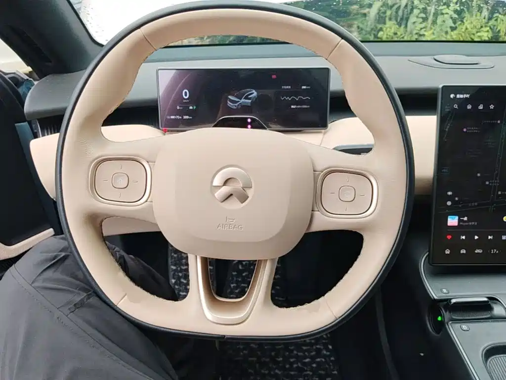 NIO ET5T — миниатюра 11