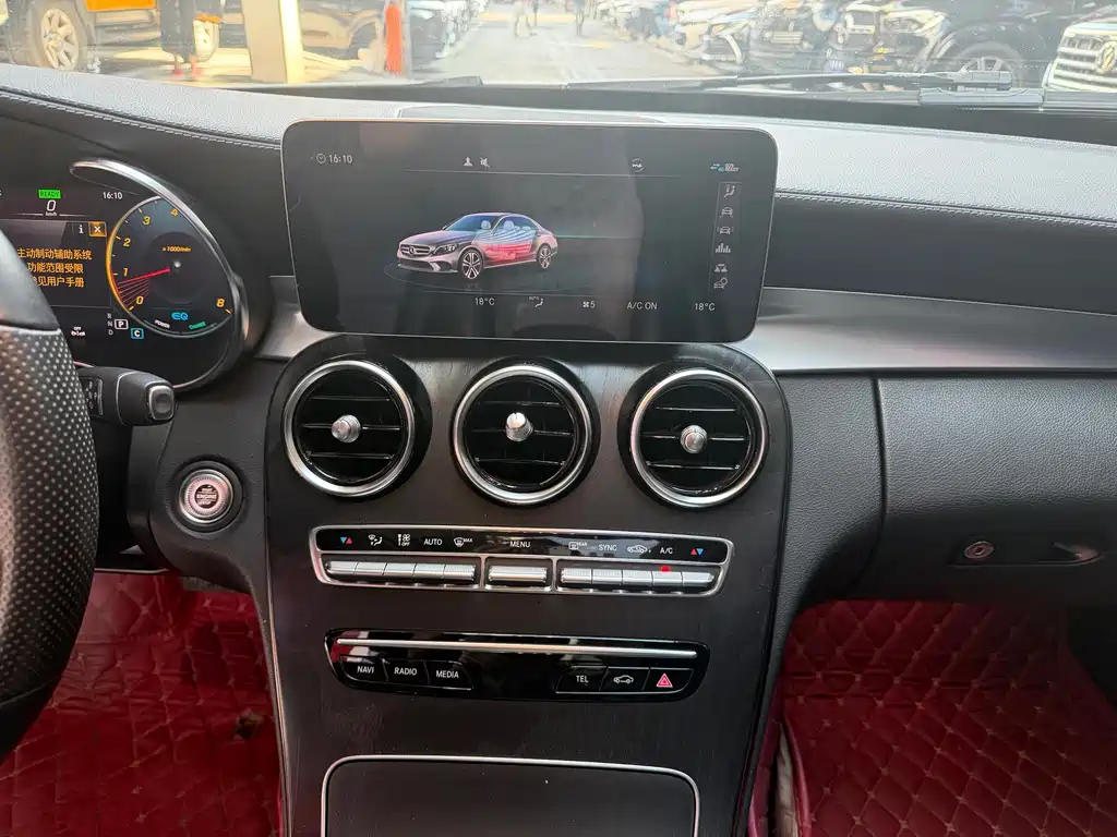 Mercedes-Benz C-Class — миниатюра 10
