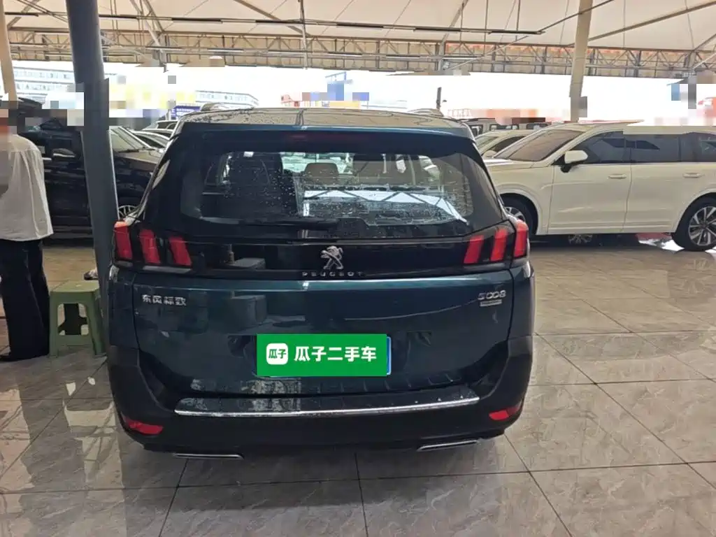 Peugeot 5008 — миниатюра 6