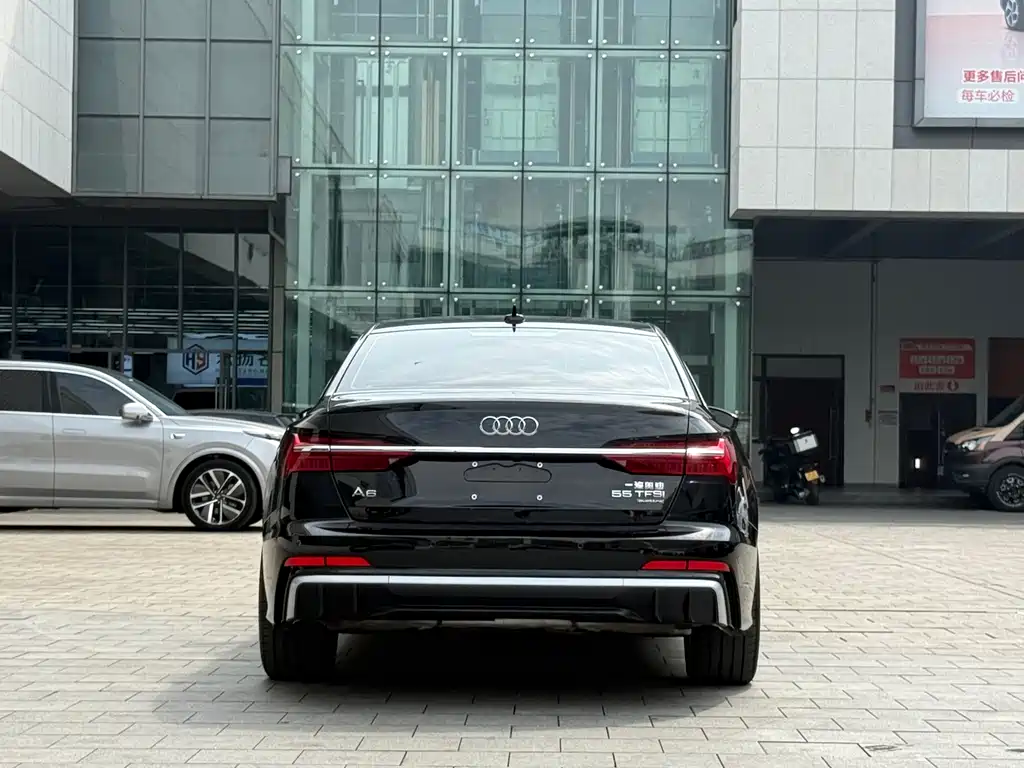 Audi A6L 2025 55 TFSI quattro Premium