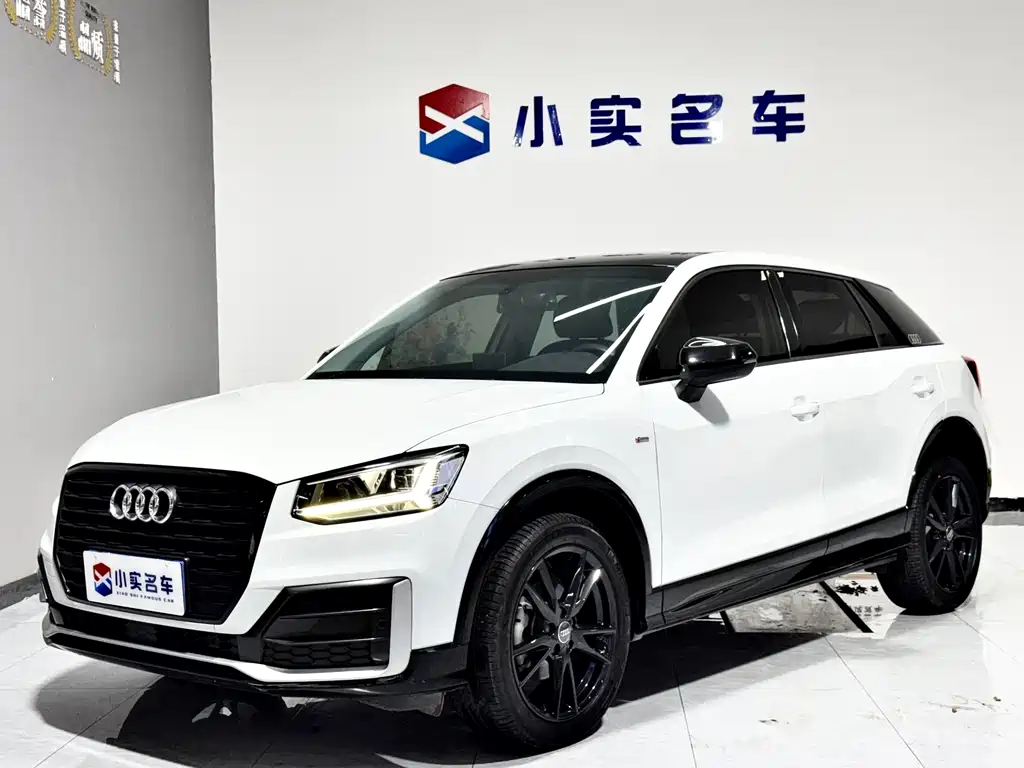 Audi Q2L