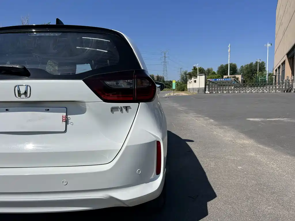 Honda Fit — миниатюра 18