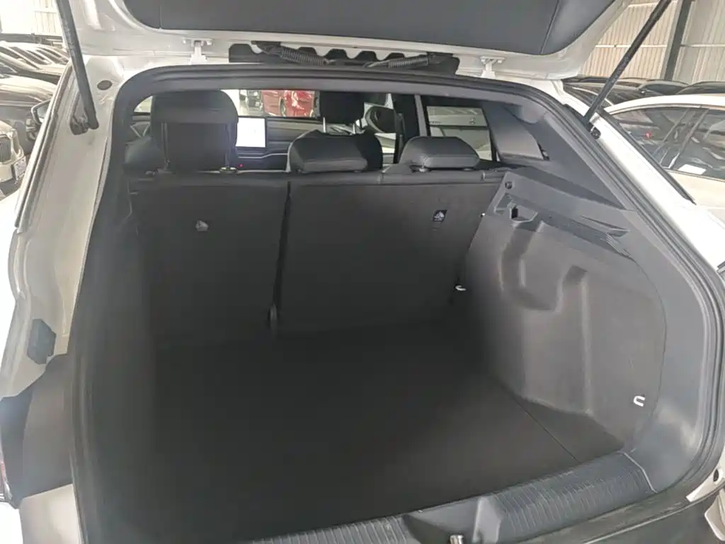 Volkswagen ID.4 Crozz — миниатюра 19