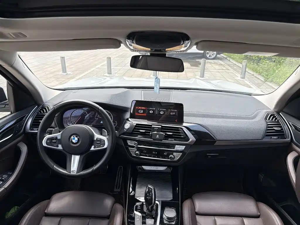 BMW X3 — миниатюра 6