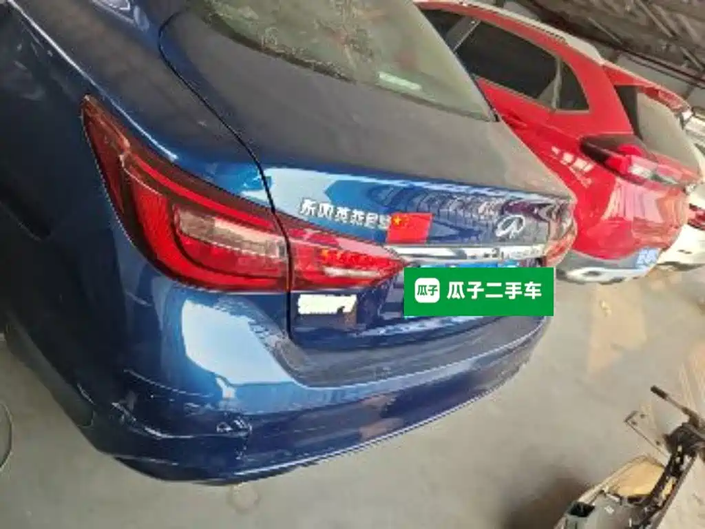 Infiniti Q50L — миниатюра 6