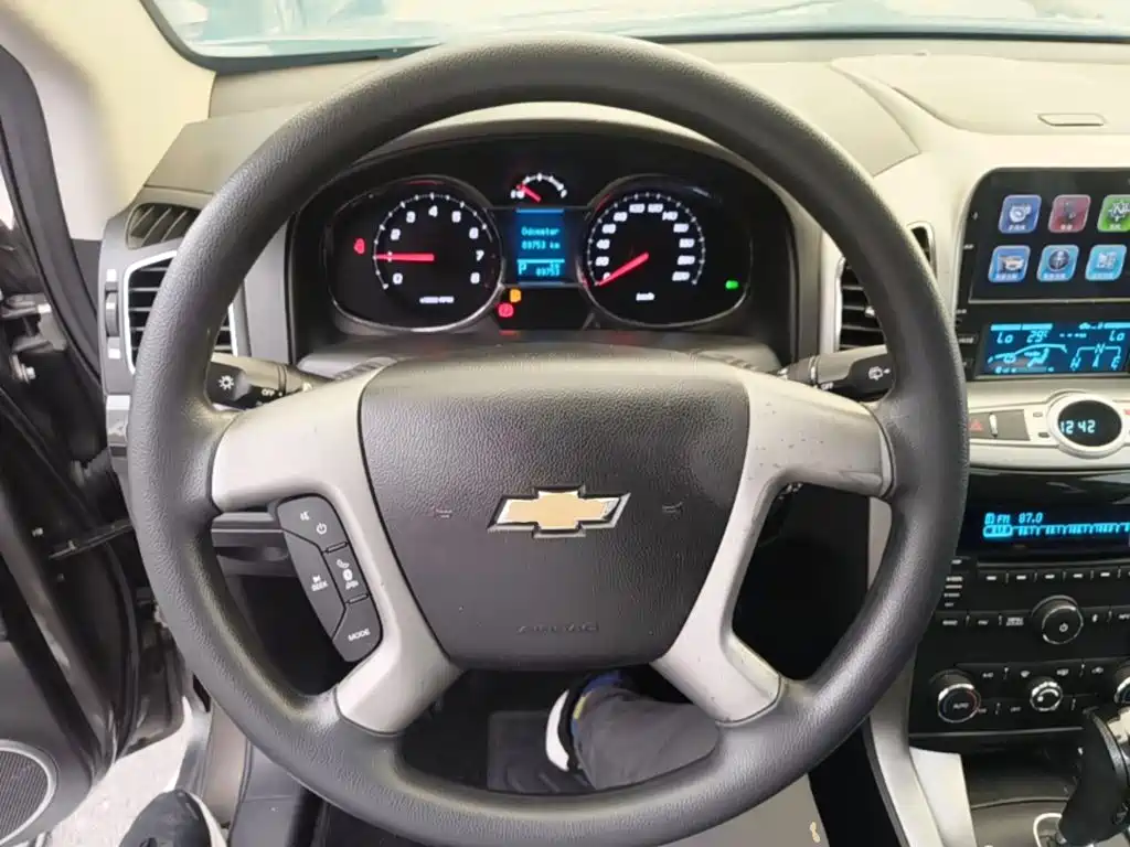 Chevrolet Captiva — миниатюра 11