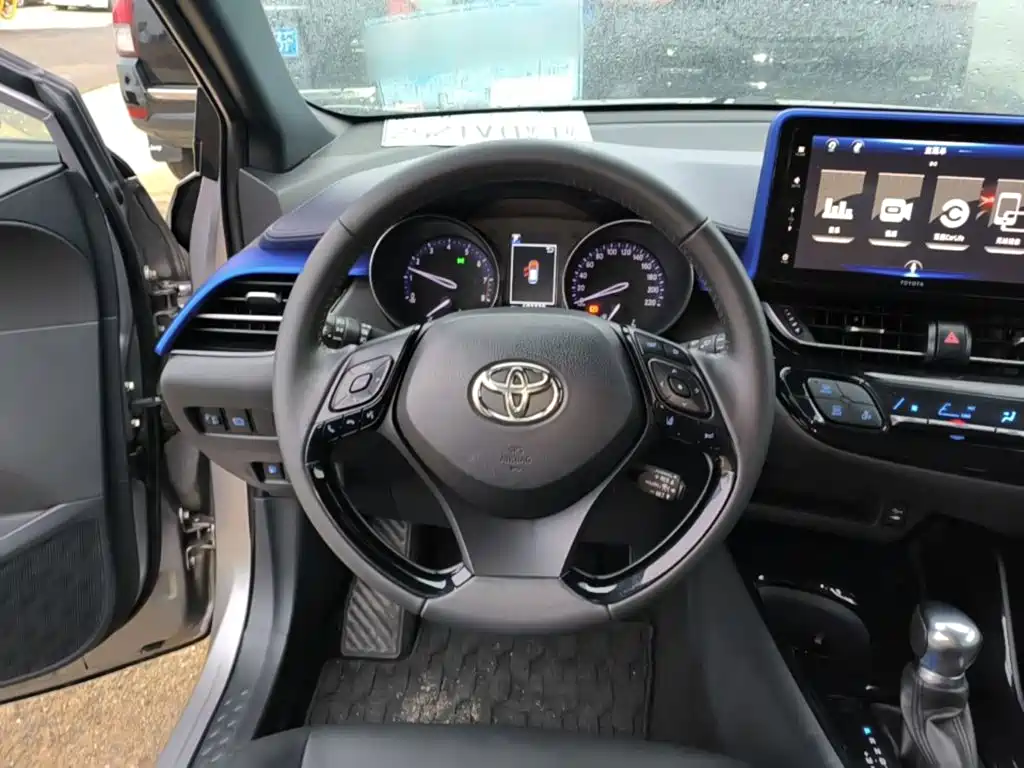 Toyota IZOA — миниатюра 11