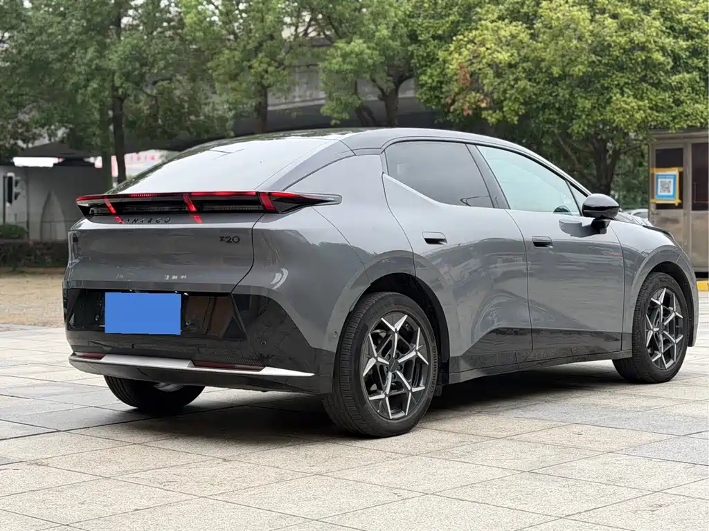 Lynk & Co Z20 — миниатюра 7