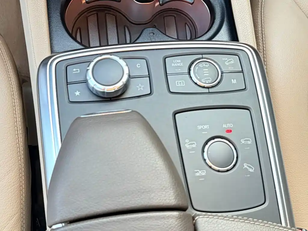 Mercedes-Benz M-Class — миниатюра 15