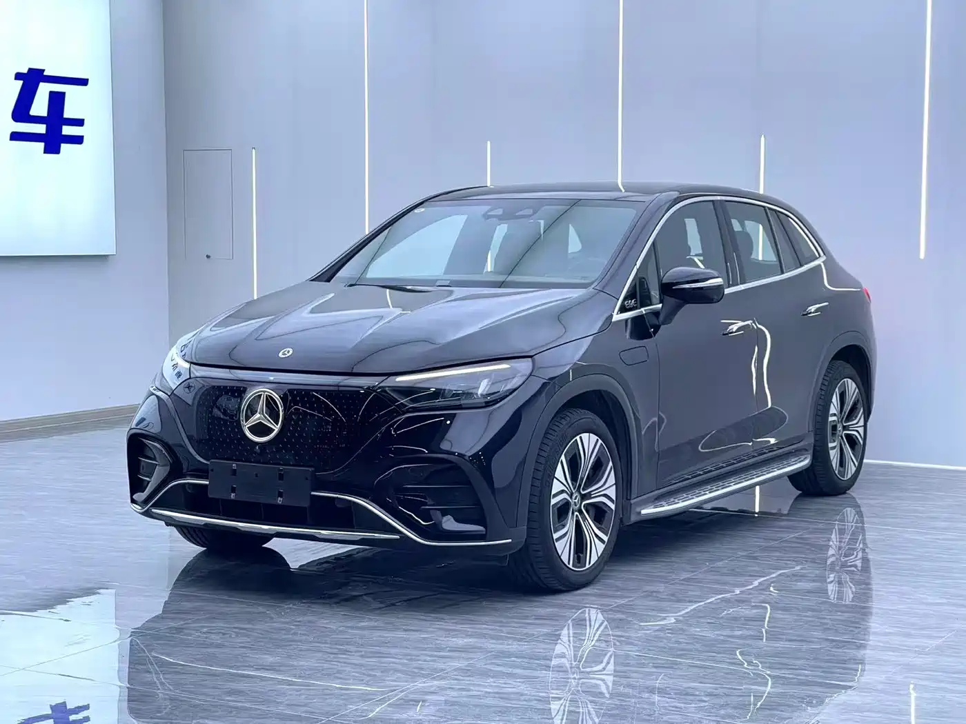 奔驰EQE SUV 2024款 500 4MATIC 豪华版 2024