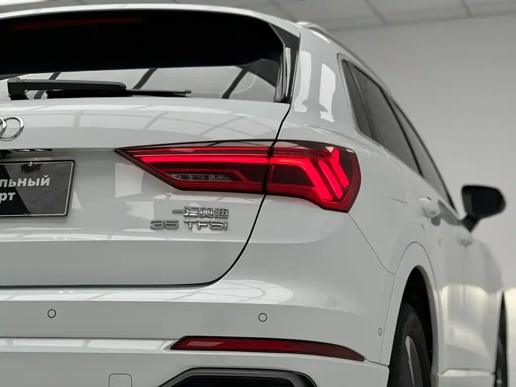Audi Q3 — миниатюра 9