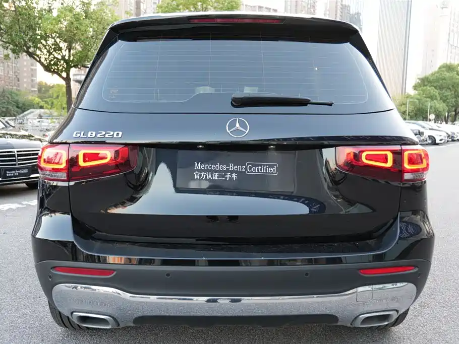 Mercedes-Benz GLB — миниатюра 14