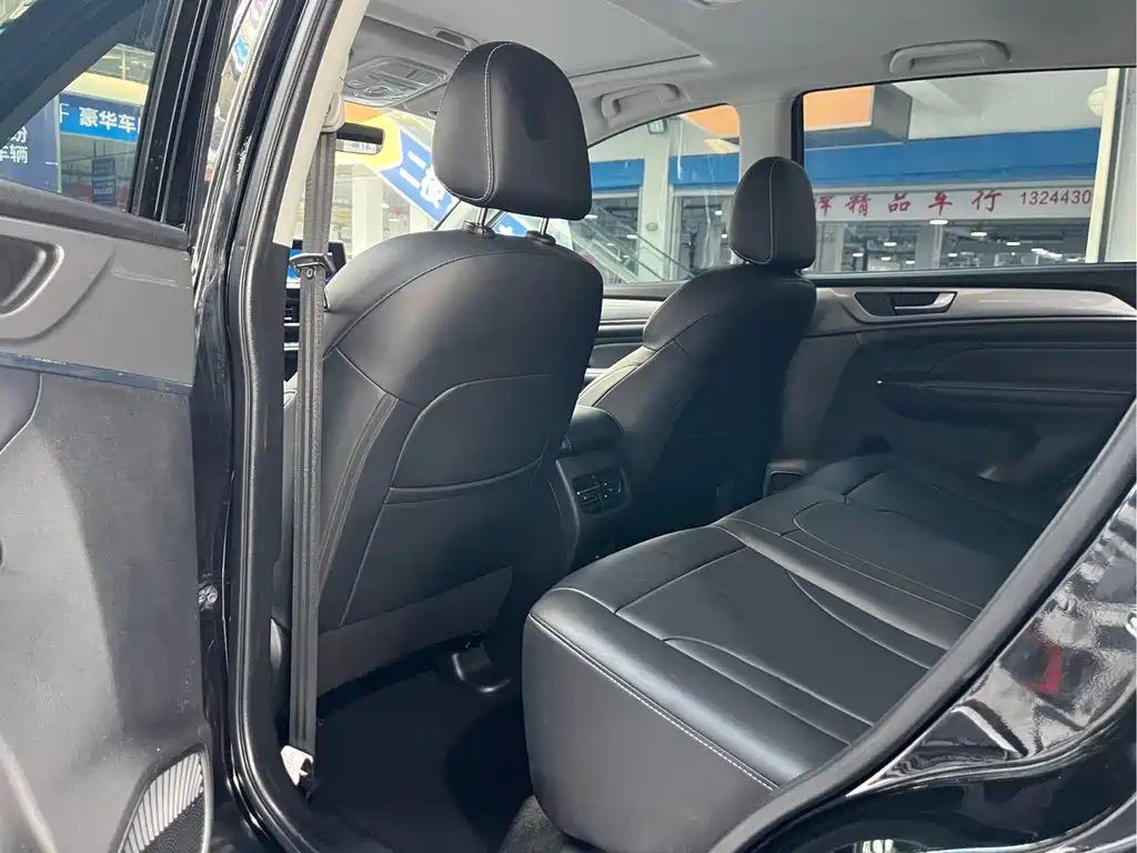 Haval M6 — миниатюра 8