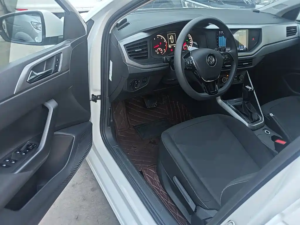 Volkswagen Polo — миниатюра 16
