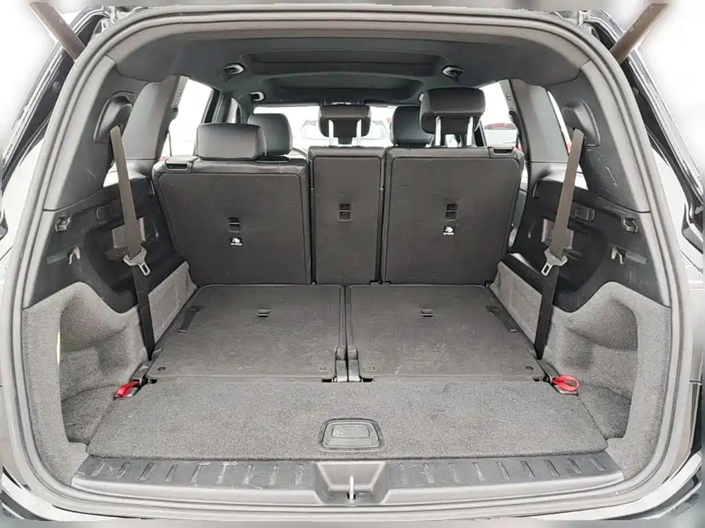 Mercedes-Benz GLB — миниатюра 24