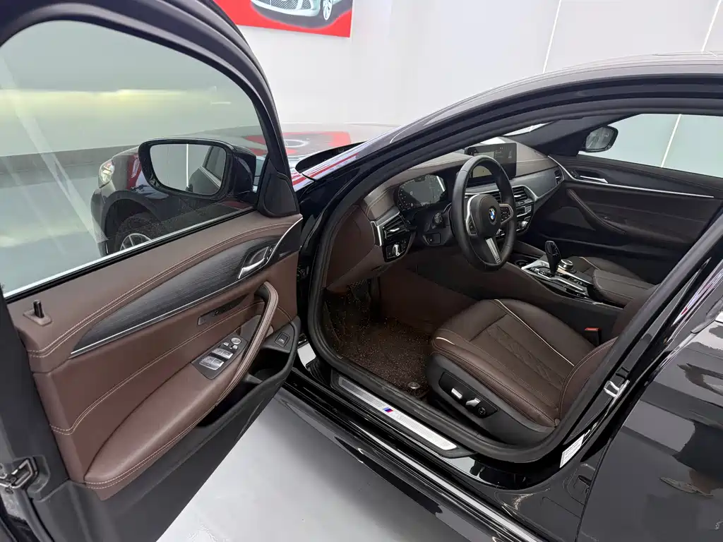 BMW 5 Series 5 2022 530Li Lead M Sport