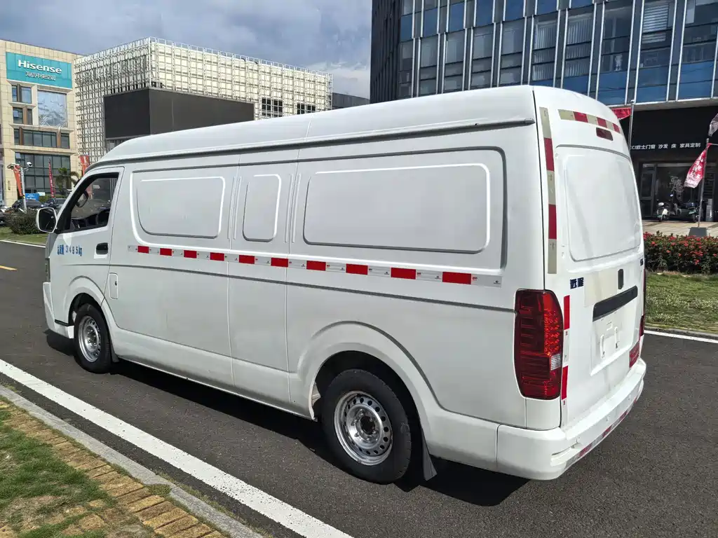 Yuan Cheng Yuan Cheng Xingxiang E6 — миниатюра 6