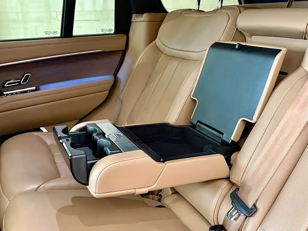 Land Rover Range Rover — миниатюра 20