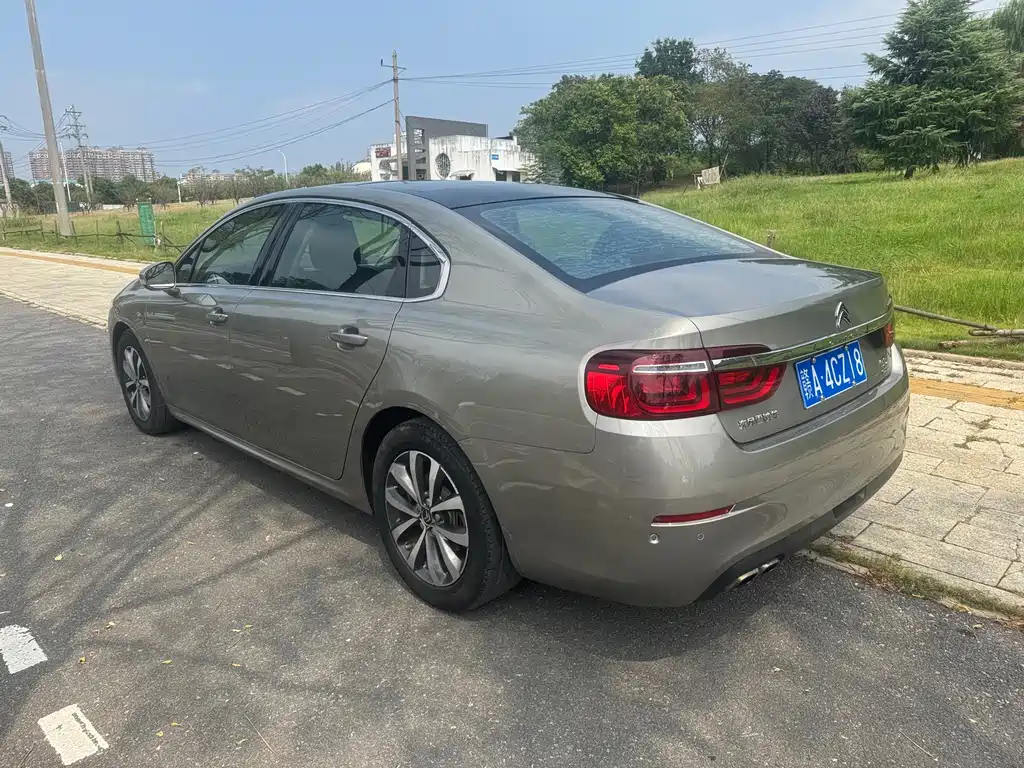 Citroen C6 — миниатюра 9