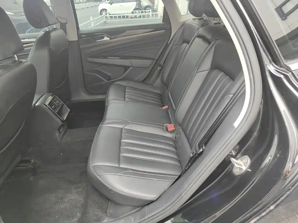 Volkswagen Passat — миниатюра 17