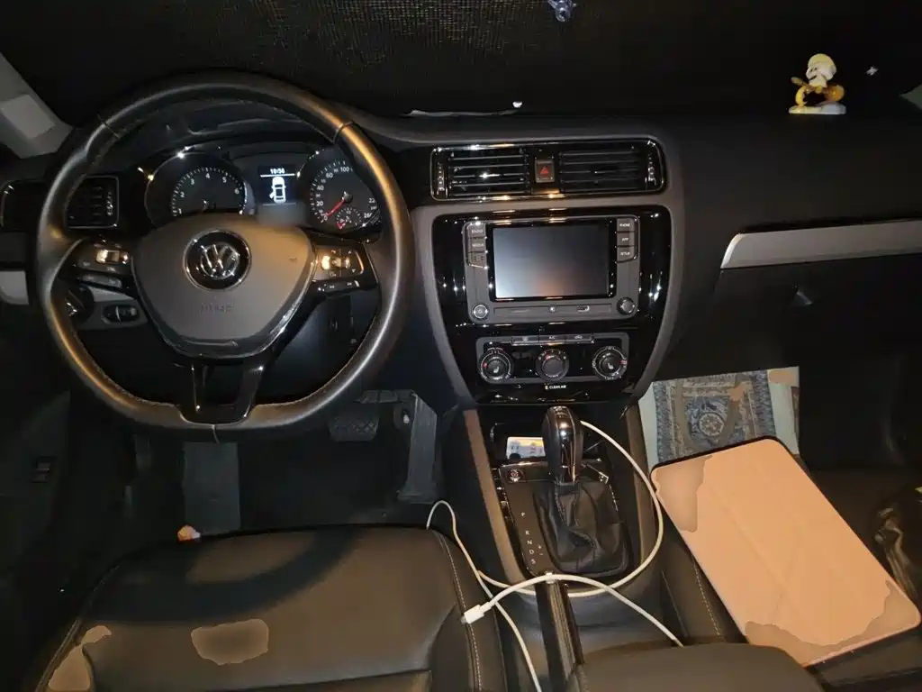 Volkswagen Sagitar — миниатюра 10