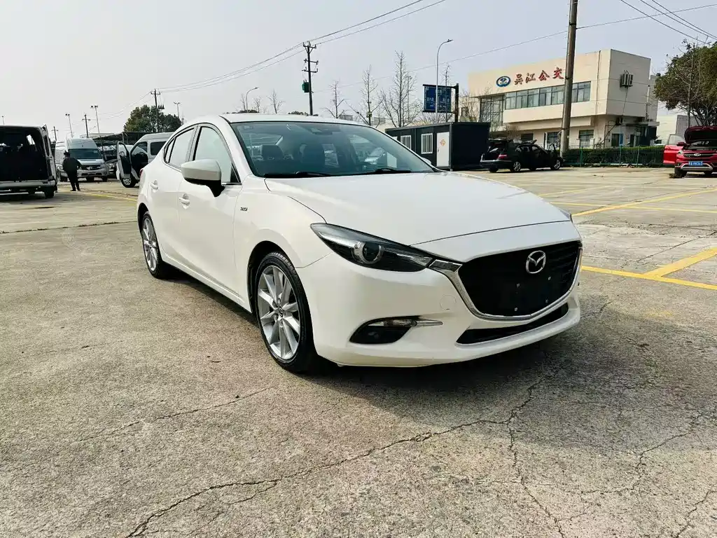 MAZDA 3 ANGKESAILA