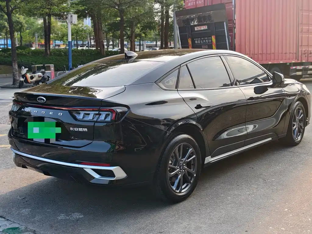 Ford Mondeo — миниатюра 5