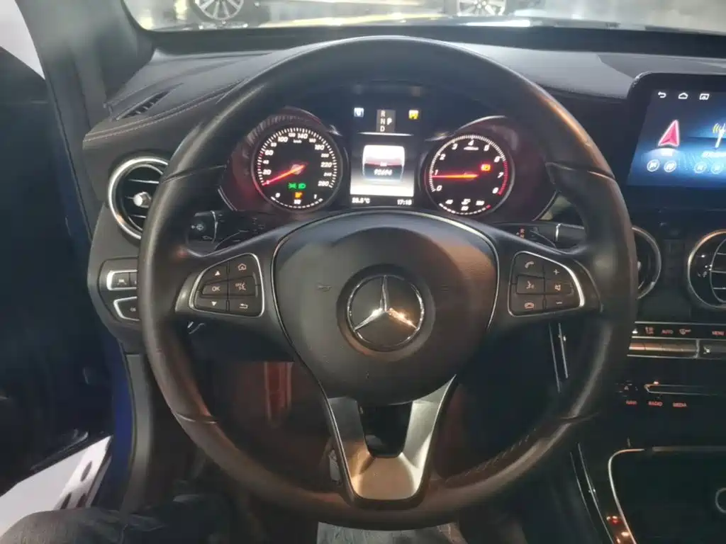 Mercedes-Benz GLC — миниатюра 11