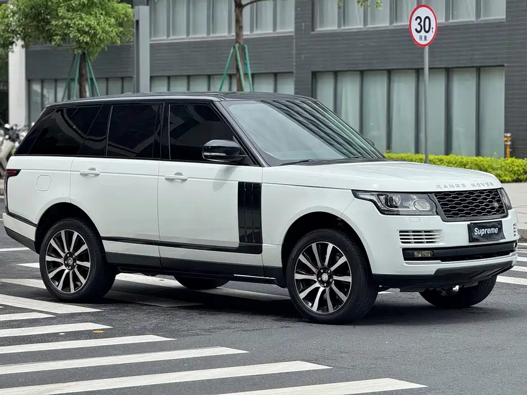 Land Rover Range Rover — миниатюра 3