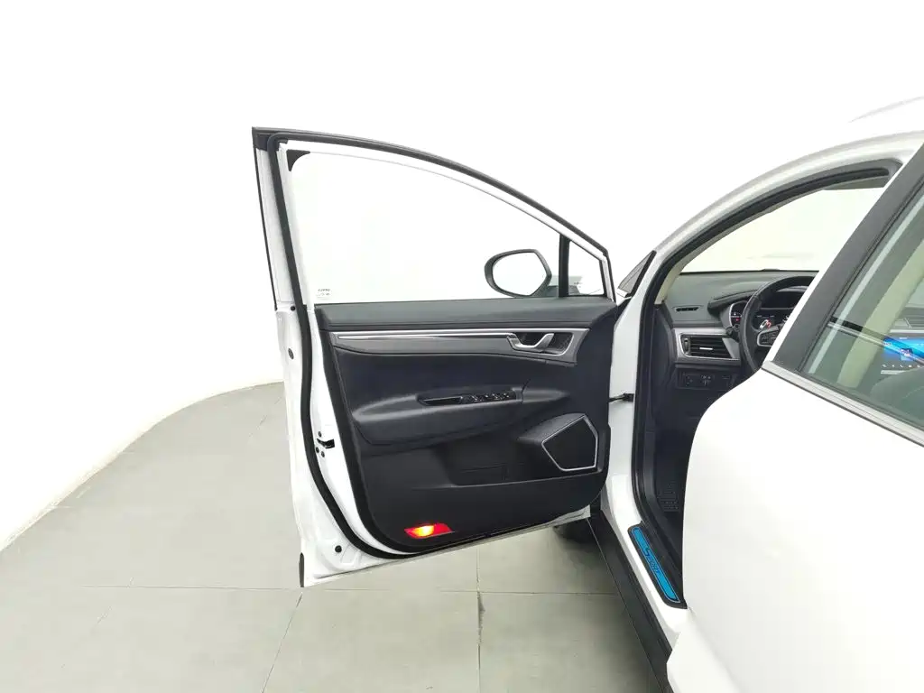 Geely Emgrand GS — миниатюра 8