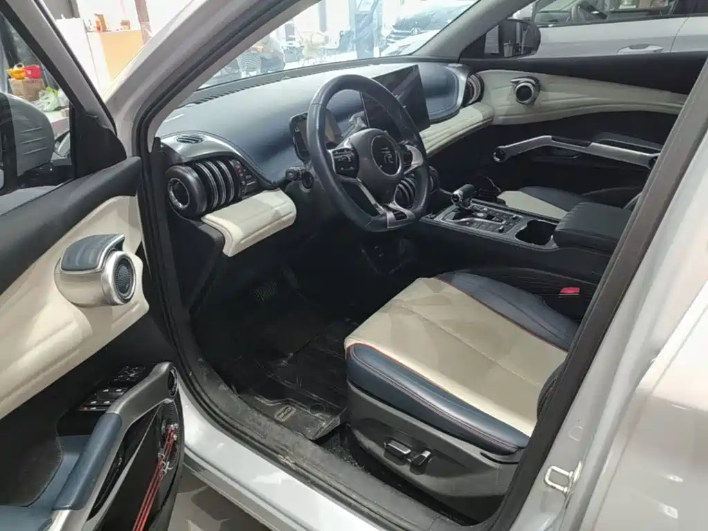 BYD Yuan Plus — миниатюра 16