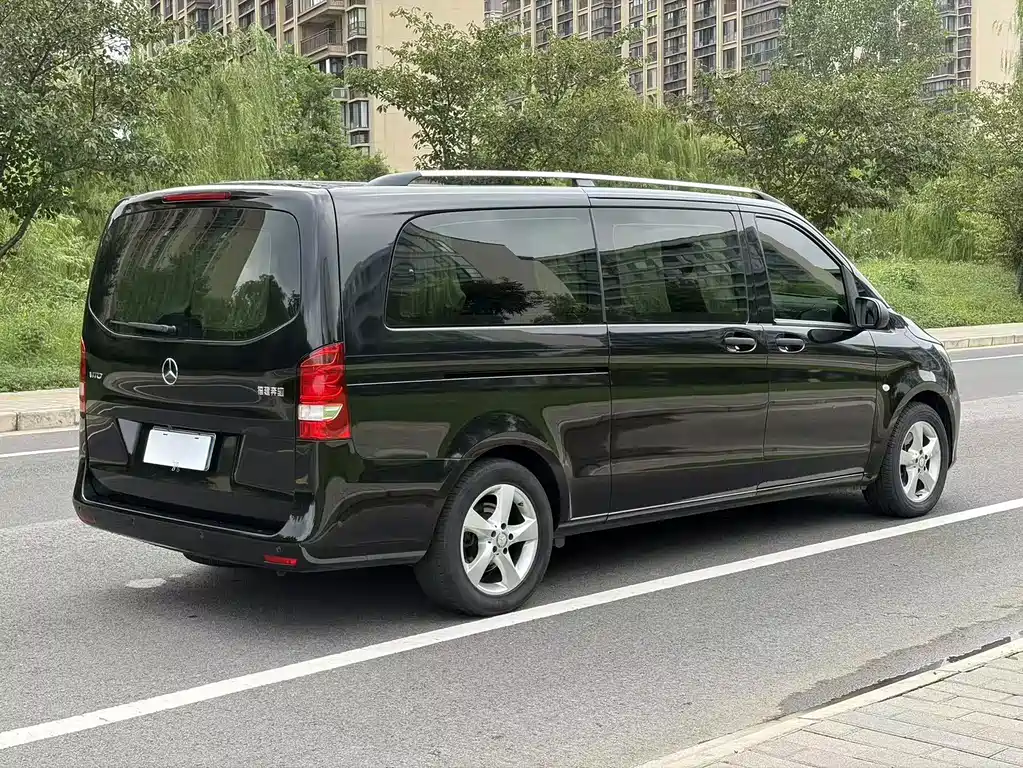 Mercedes-Benz Vito — миниатюра 5
