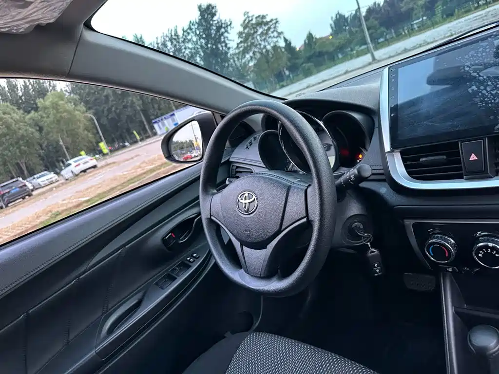 Toyota Vios FS — миниатюра 17