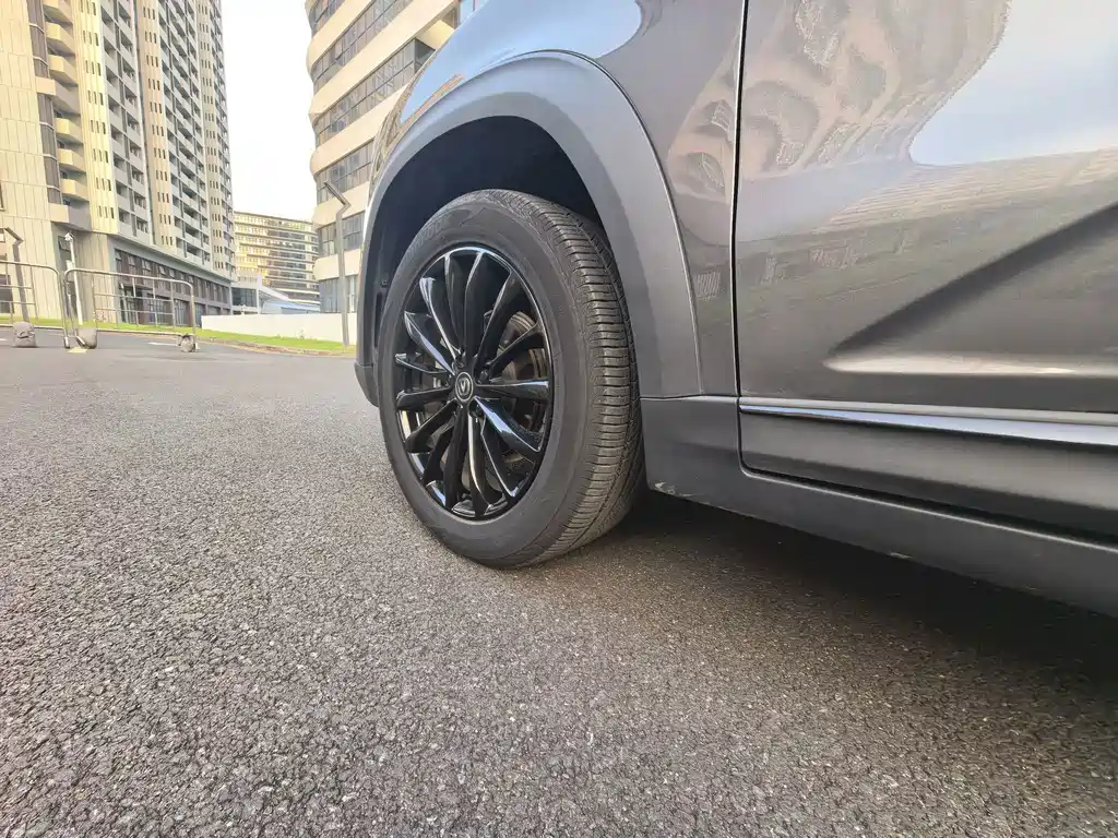 Changan UNI-T — миниатюра 24