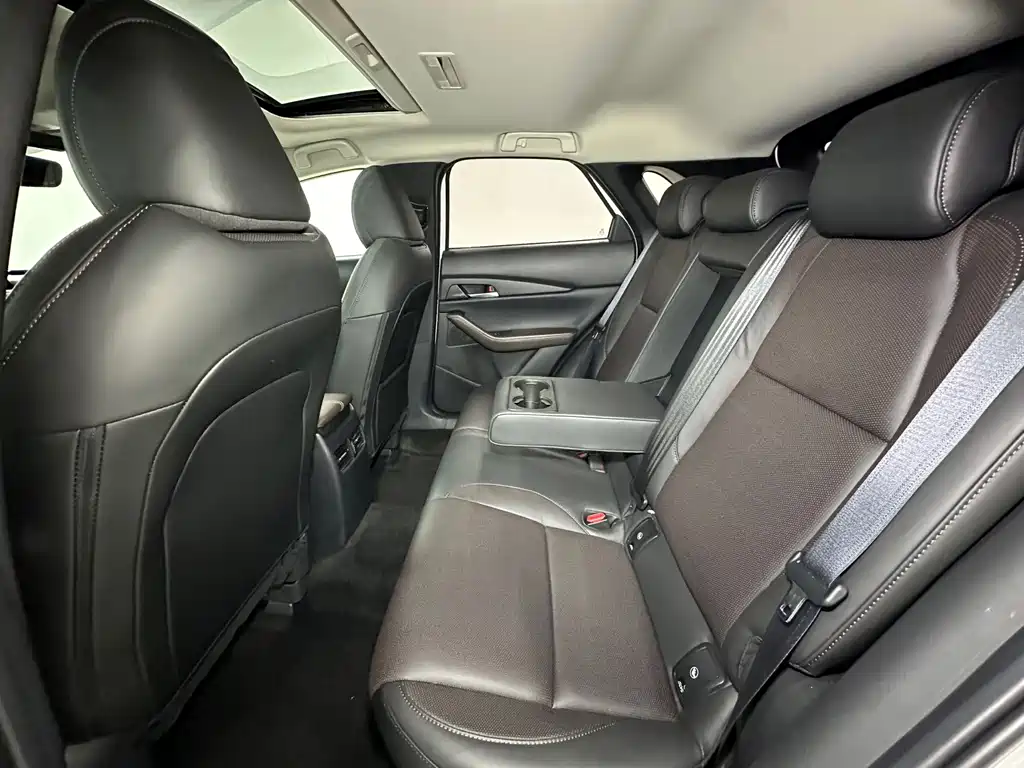 Mazda CX-30 — миниатюра 9