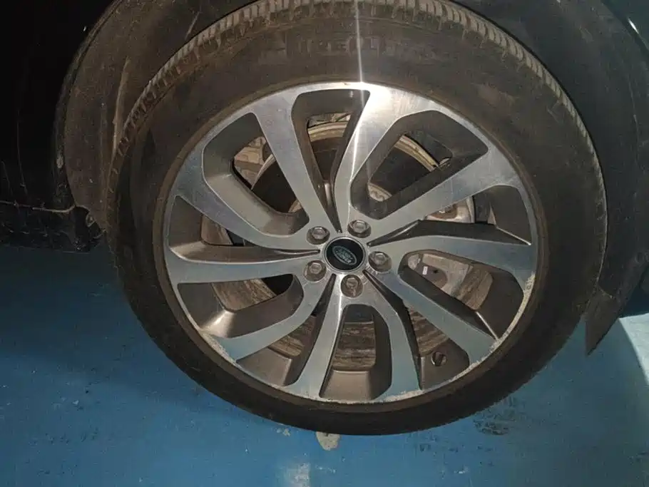 Land Rover Discovery Sport Hybrid — миниатюра 6